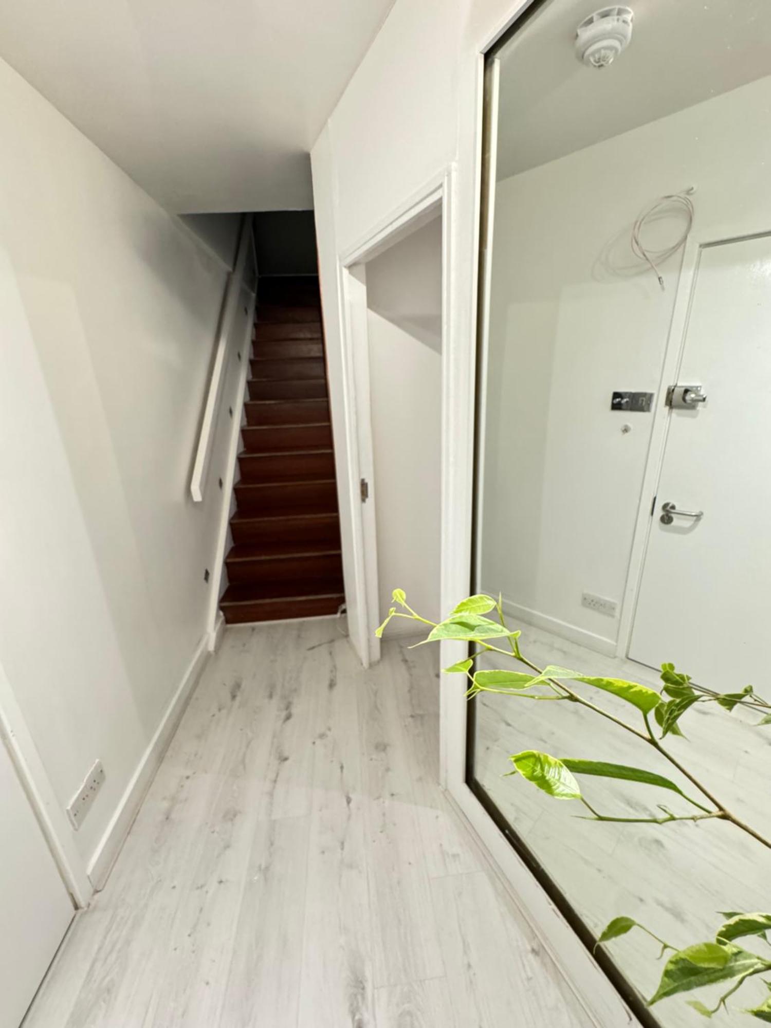 Lovely 2 Bedroom Oxford Street * Londen